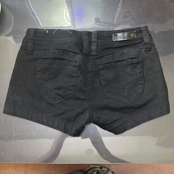 YMI wanna betta butt black short shorts - Picture 2 of 2